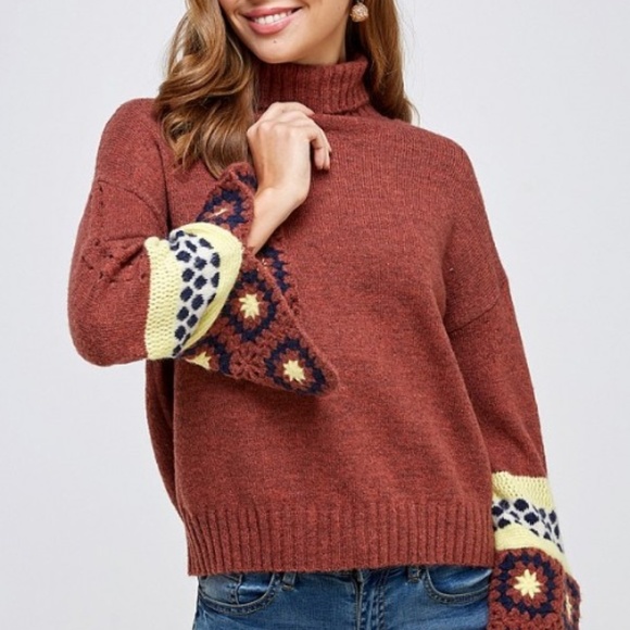 NWT Crotchet Sleeve Sweater - Picture 4 of 6